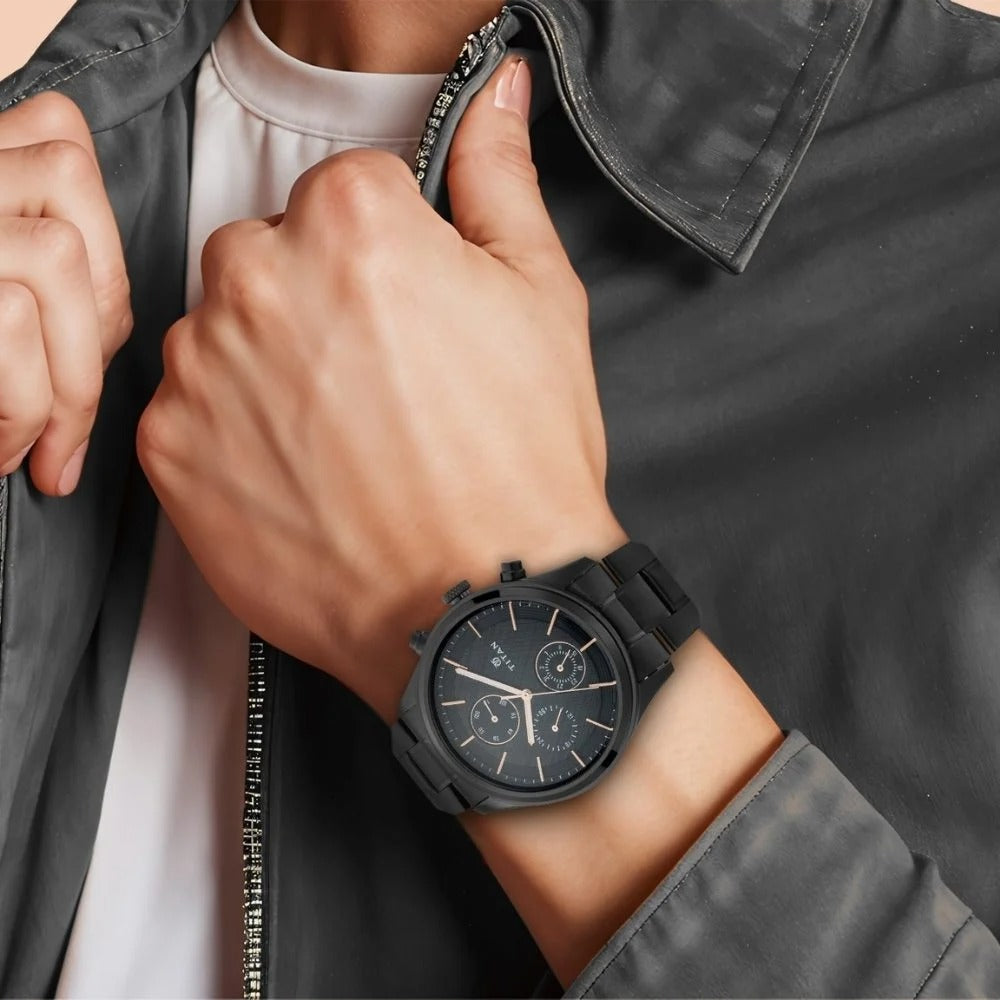 Titan Workwear Black Dial Men's Watch NT1805NM01